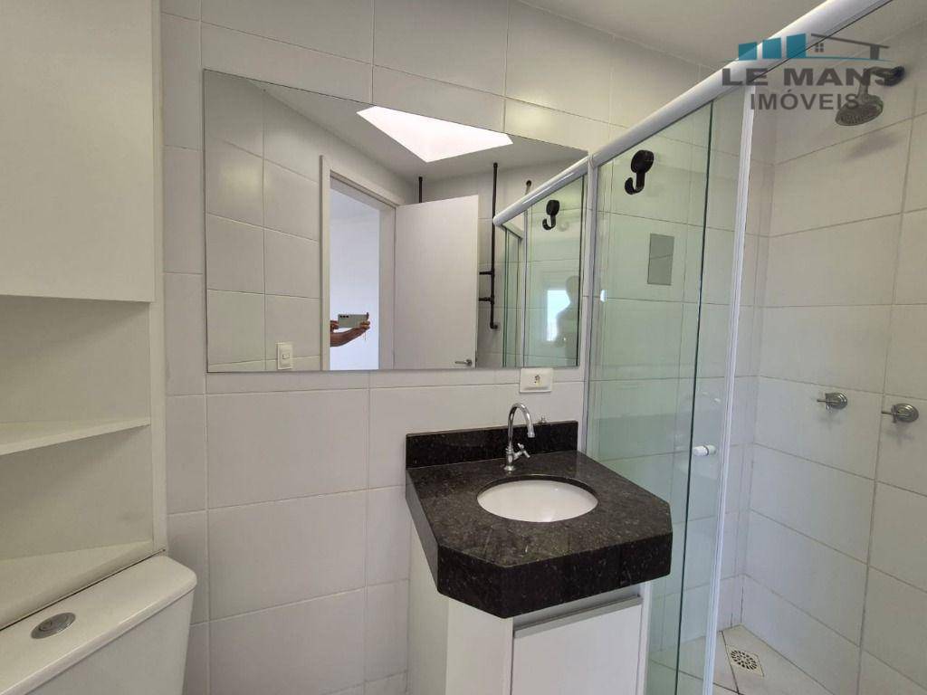 Apartamento para alugar com 2 quartos, 70m² - Foto 10