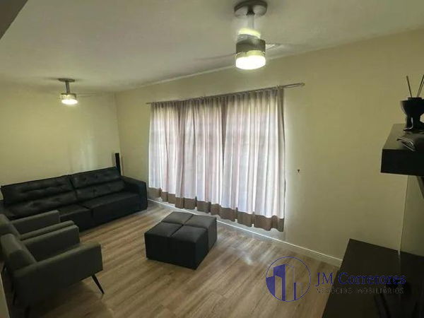 Casa à venda com 3 quartos, 200m² - Foto 7