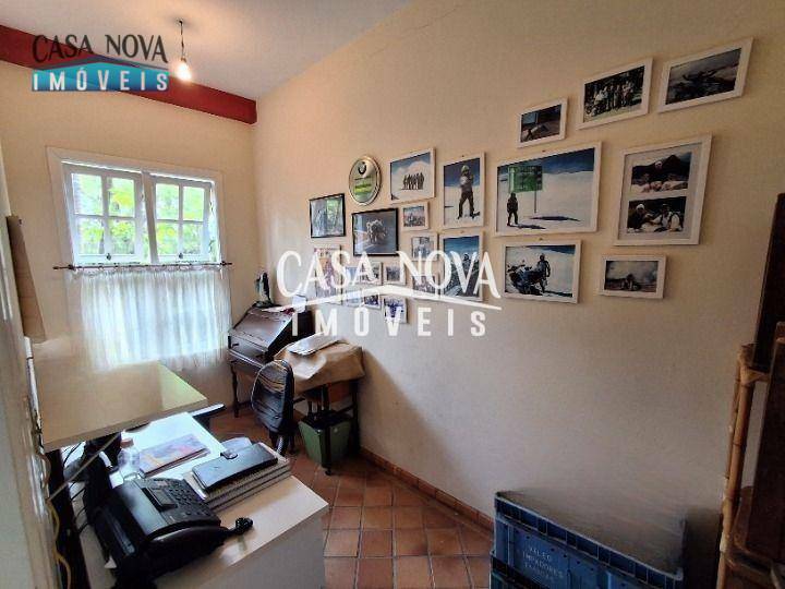 Casa de Condomínio à venda com 3 quartos, 270m² - Foto 9