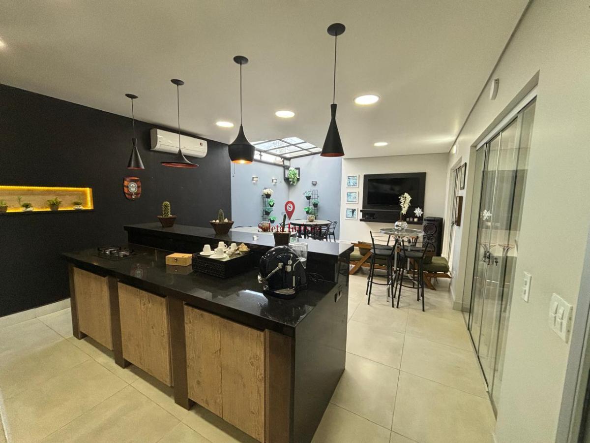 Casa para alugar com 3 quartos, 128m² - Foto 15