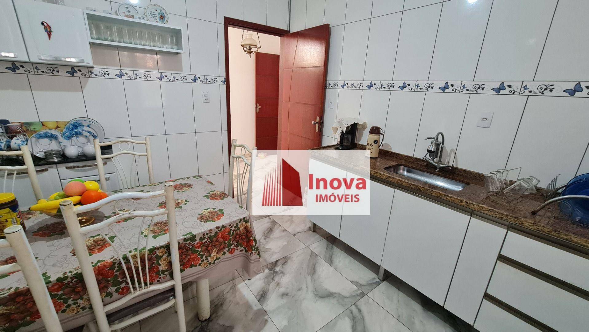 Casa à venda com 3 quartos, 315m² - Foto 18