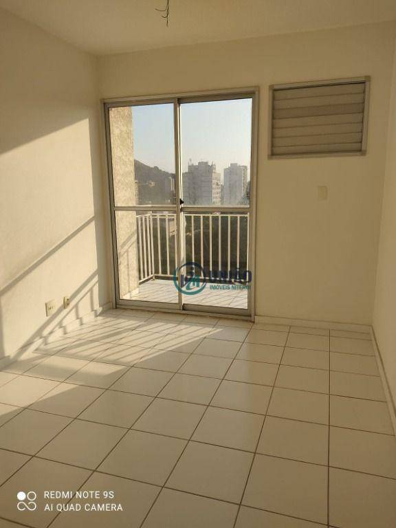 Apartamento à venda com 2 quartos, 55m² - Foto 2