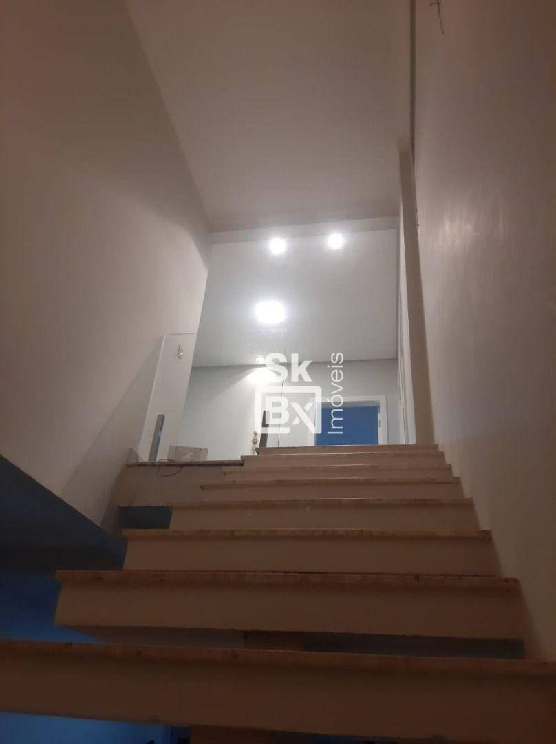 Casa à venda com 3 quartos, 240m² - Foto 13