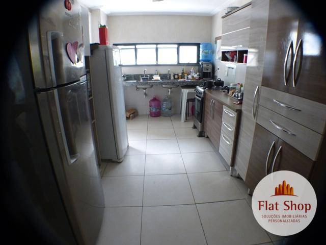 Apartamento à venda com 4 quartos, 200m² - Foto 3