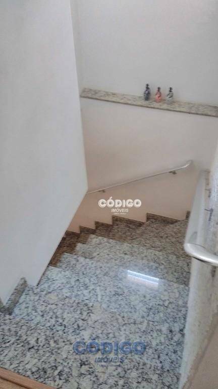 Sobrado à venda com 3 quartos, 142m² - Foto 11