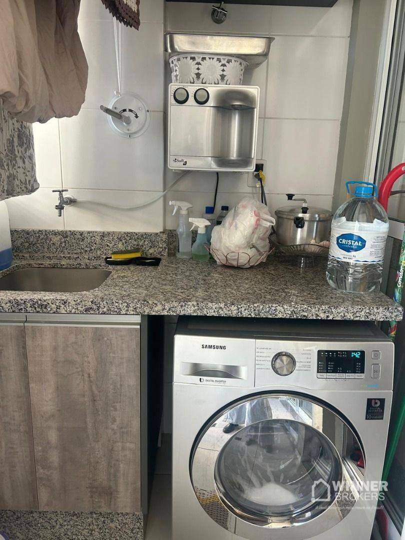 Apartamento à venda com 2 quartos, 61m² - Foto 14