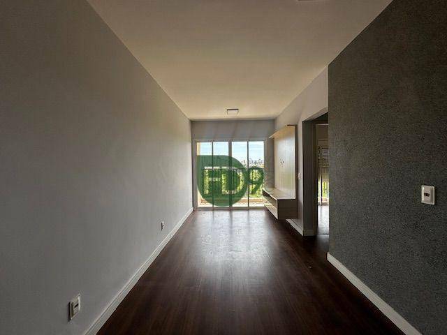 Apartamento à venda com 2 quartos, 61m² - Foto 4