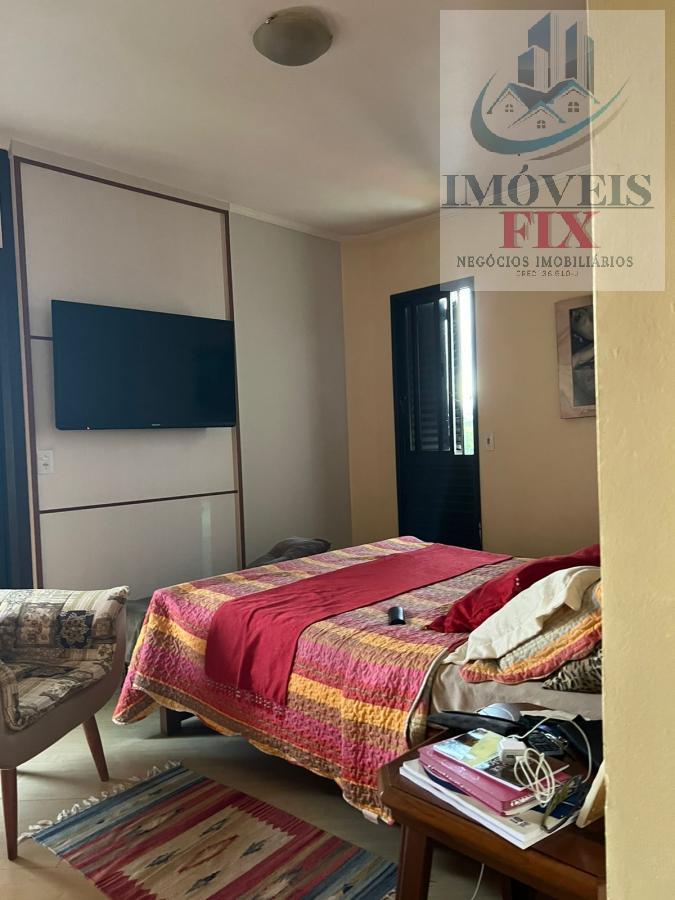 Apartamento à venda com 3 quartos, 198m² - Foto 19