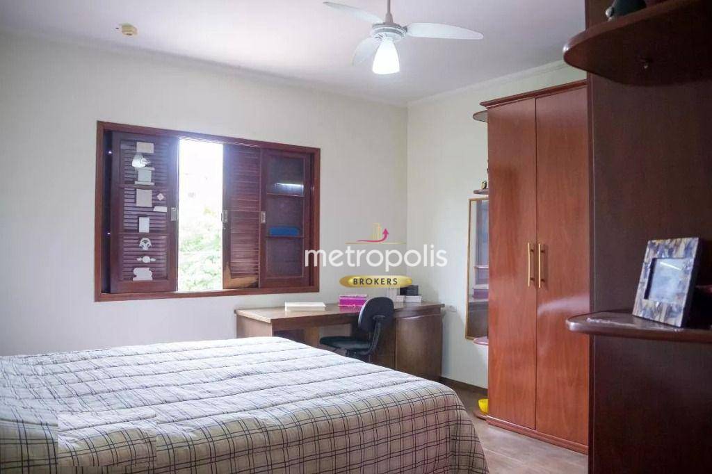 Sobrado à venda com 3 quartos, 300m² - Foto 18