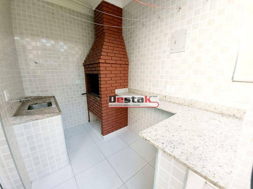 Sobrado à venda com 3 quartos, 220m² - Foto 28