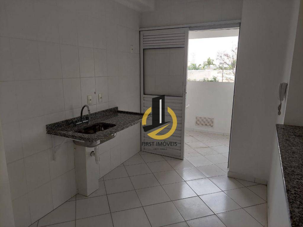 Apartamento à venda com 3 quartos, 84m² - Foto 6