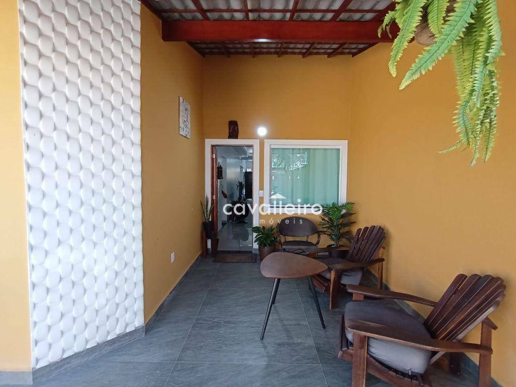 Casa à venda com 4 quartos, 110m² - Foto 2