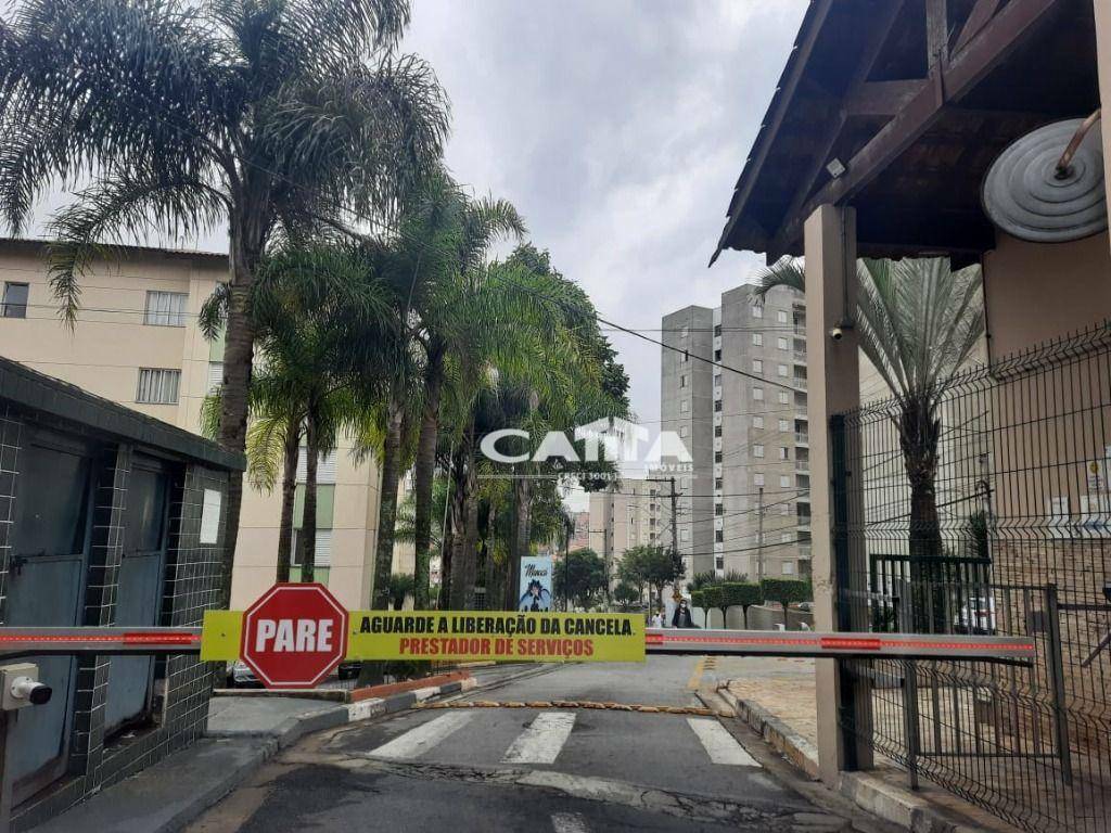 Apartamento à venda com 2 quartos, 46m² - Foto 2