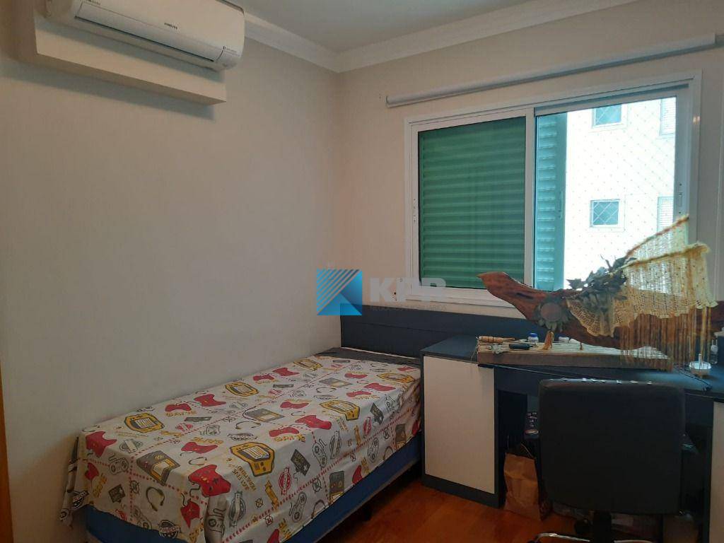 Apartamento à venda com 4 quartos, 190m² - Foto 8