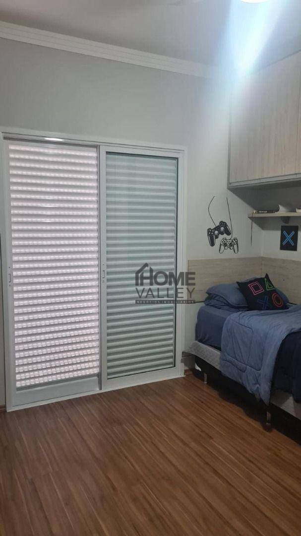 Casa à venda com 3 quartos, 210m² - Foto 16