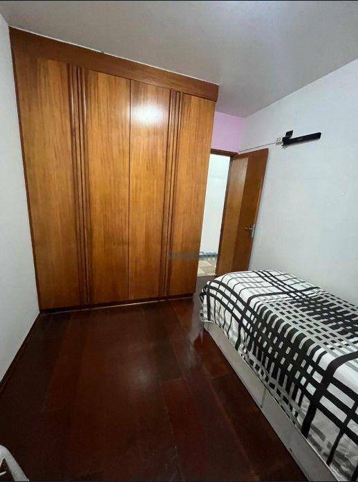 Apartamento para alugar com 3 quartos, 74m² - Foto 4