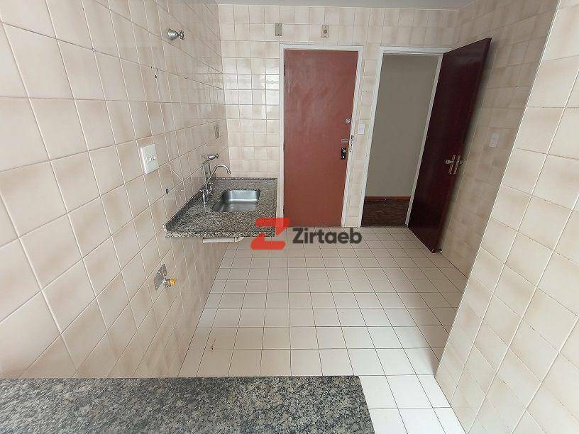 Apartamento para alugar com 2 quartos, 84m² - Foto 20