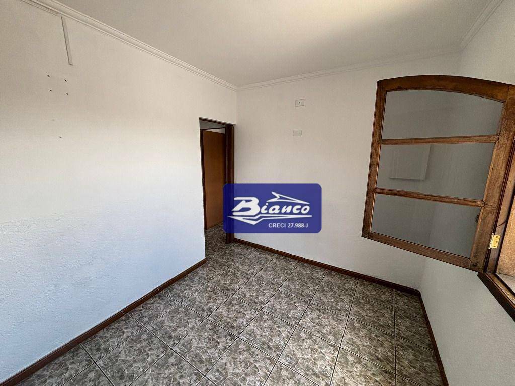 Casa para alugar com 2 quartos, 174m² - Foto 14