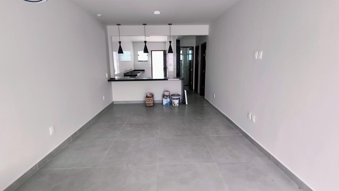 Casa à venda com 2 quartos, 225m² - Foto 4