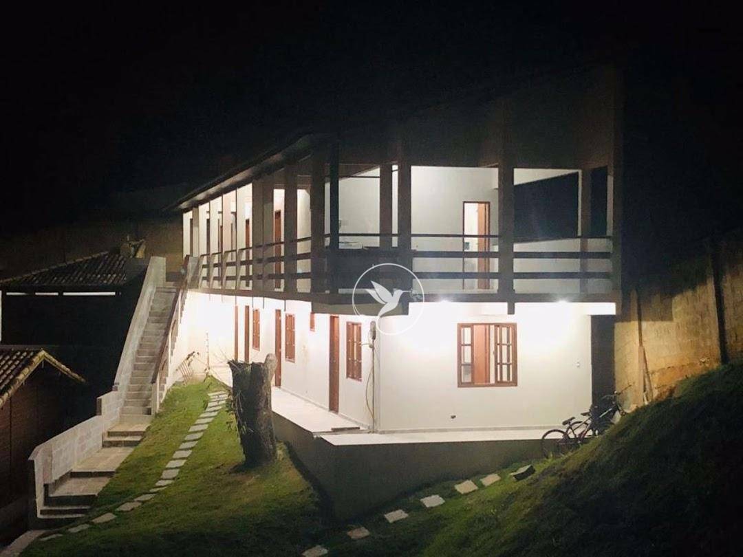 Casa à venda com 10 quartos, 450m² - Foto 22