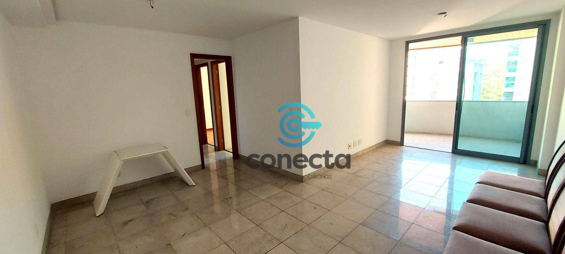 Apartamento à venda com 3 quartos, 124m² - Foto 2