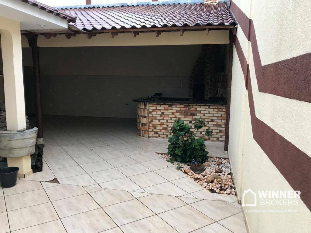 Casa à venda com 3 quartos, 232m² - Foto 15