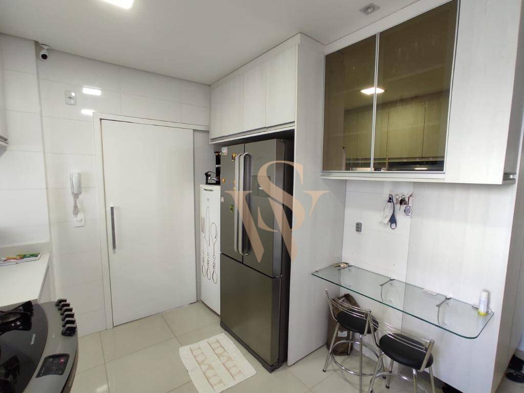 Apartamento à venda com 4 quartos, 169m² - Foto 10