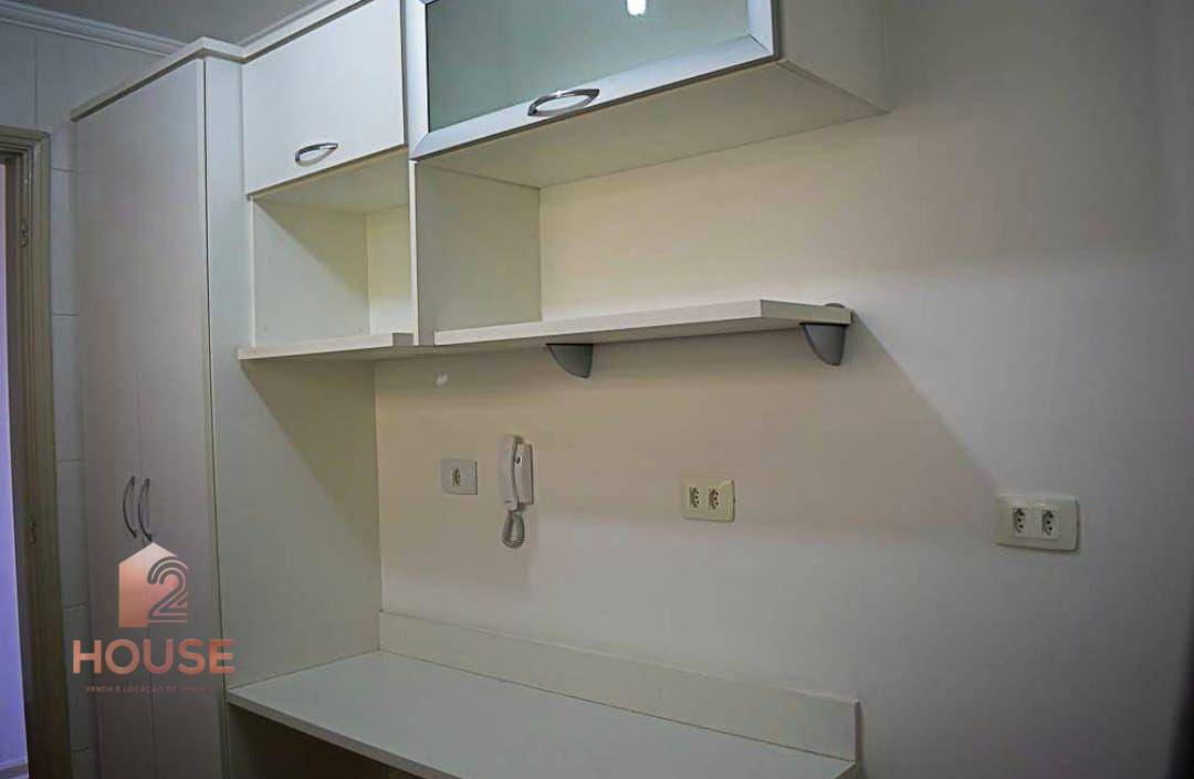 Apartamento para alugar com 1 quarto, 50m² - Foto 2