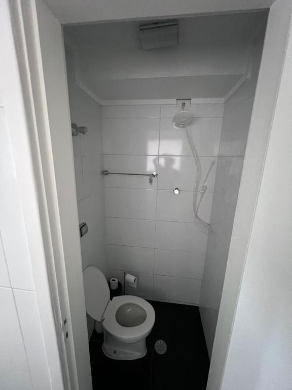 Apartamento à venda com 2 quartos, 72m² - Foto 7