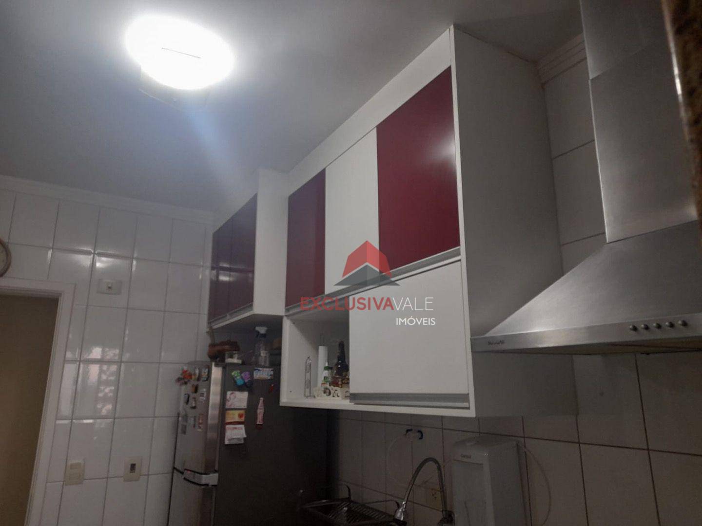 Apartamento à venda com 3 quartos, 78m² - Foto 2
