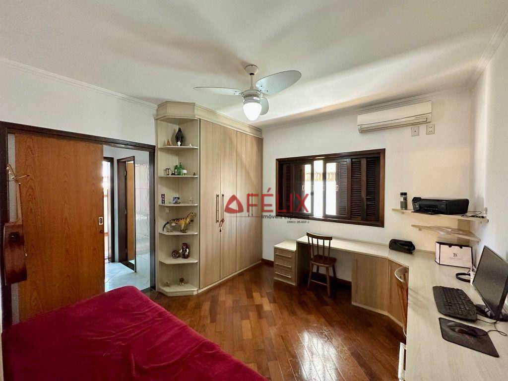 Sobrado à venda com 4 quartos, 317m² - Foto 35