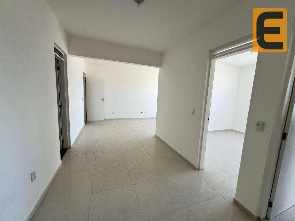 Apartamento para alugar com 3 quartos, 107m² - Foto 11