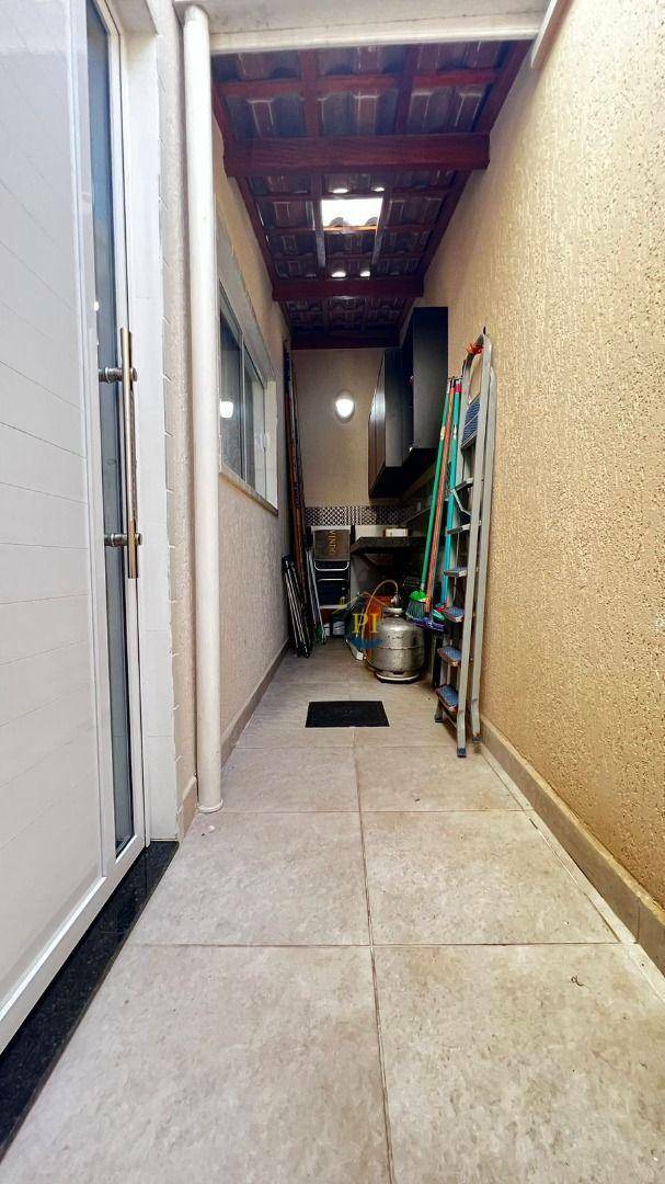 Sobrado à venda com 2 quartos, 84m² - Foto 11