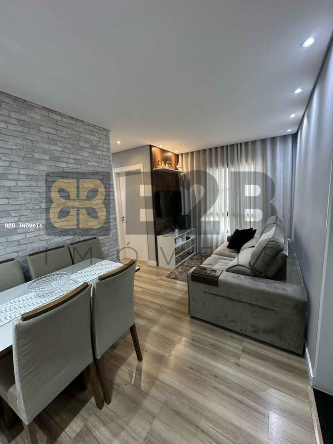 Apartamento à venda com 2 quartos, 42m² - Foto 2