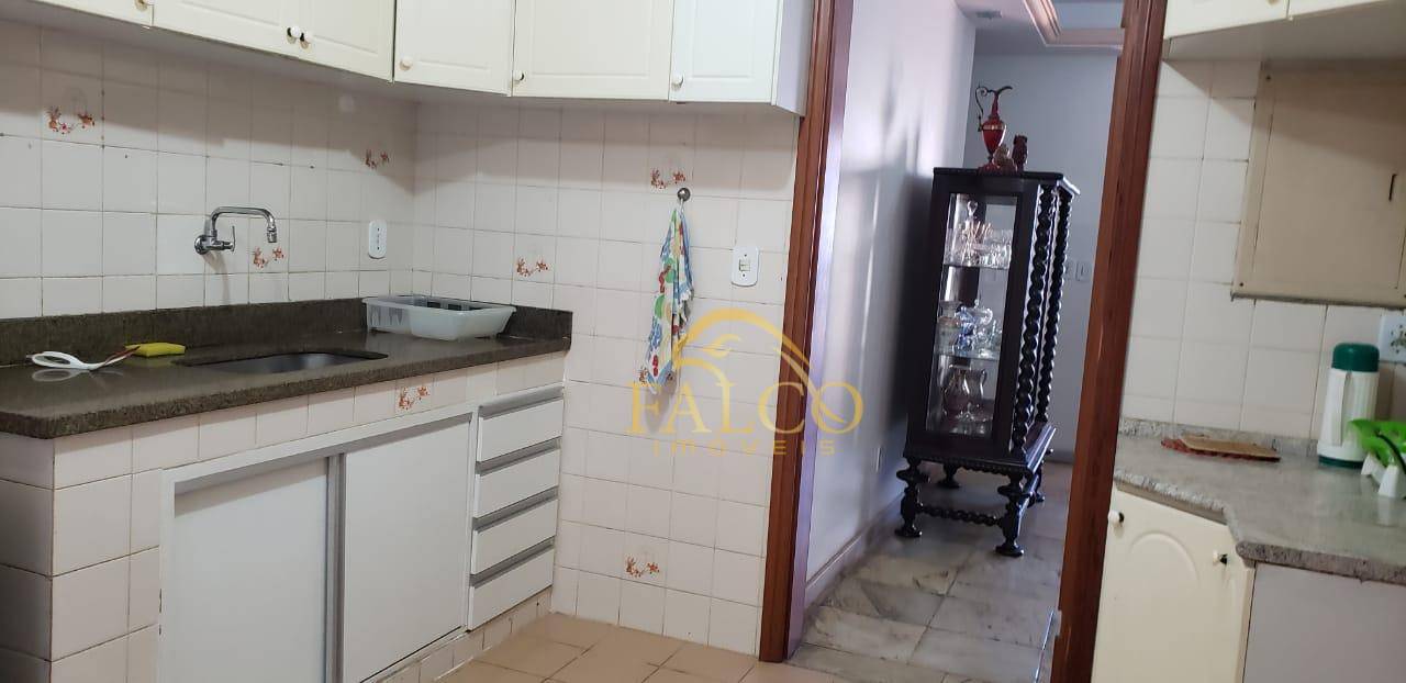 Apartamento à venda com 3 quartos, 120m² - Foto 31