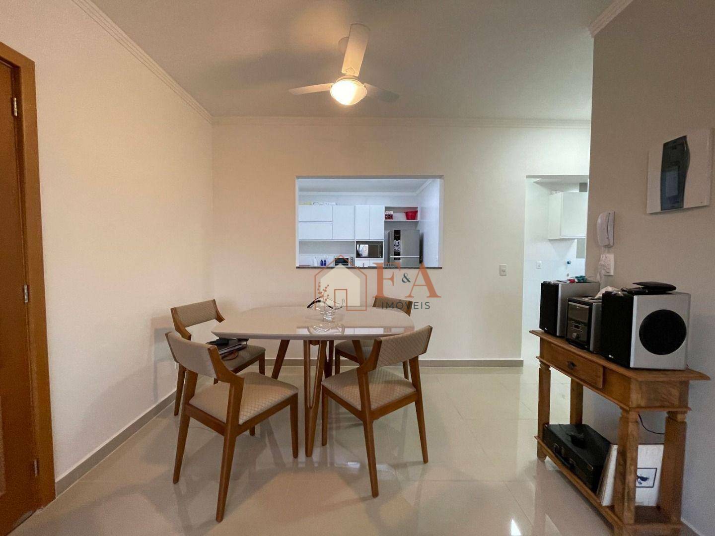 Apartamento à venda com 2 quartos, 78m² - Foto 5