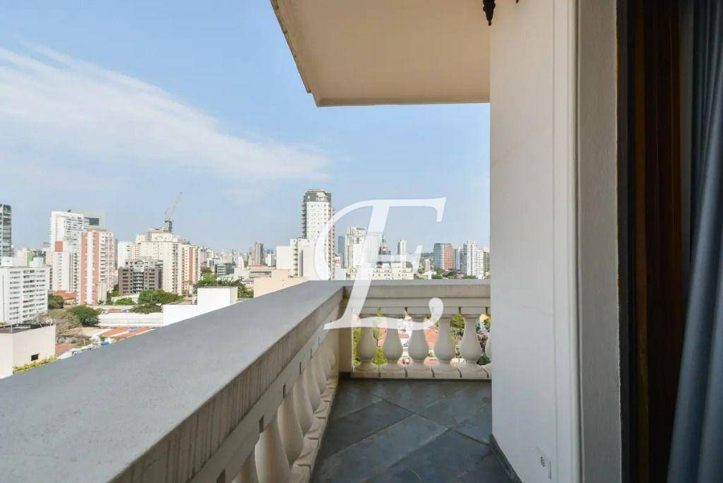 Apartamento à venda com 4 quartos, 246m² - Foto 27