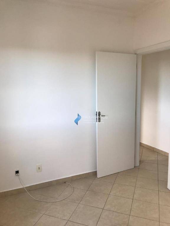 Apartamento à venda com 2 quartos, 65m² - Foto 6