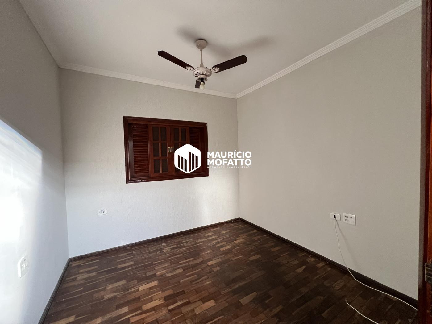 Casa à venda com 3 quartos, 250m² - Foto 7