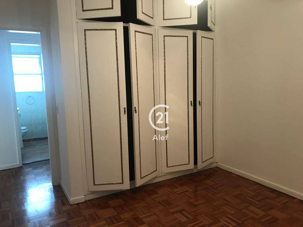 Apartamento para alugar com 3 quartos, 159m² - Foto 9