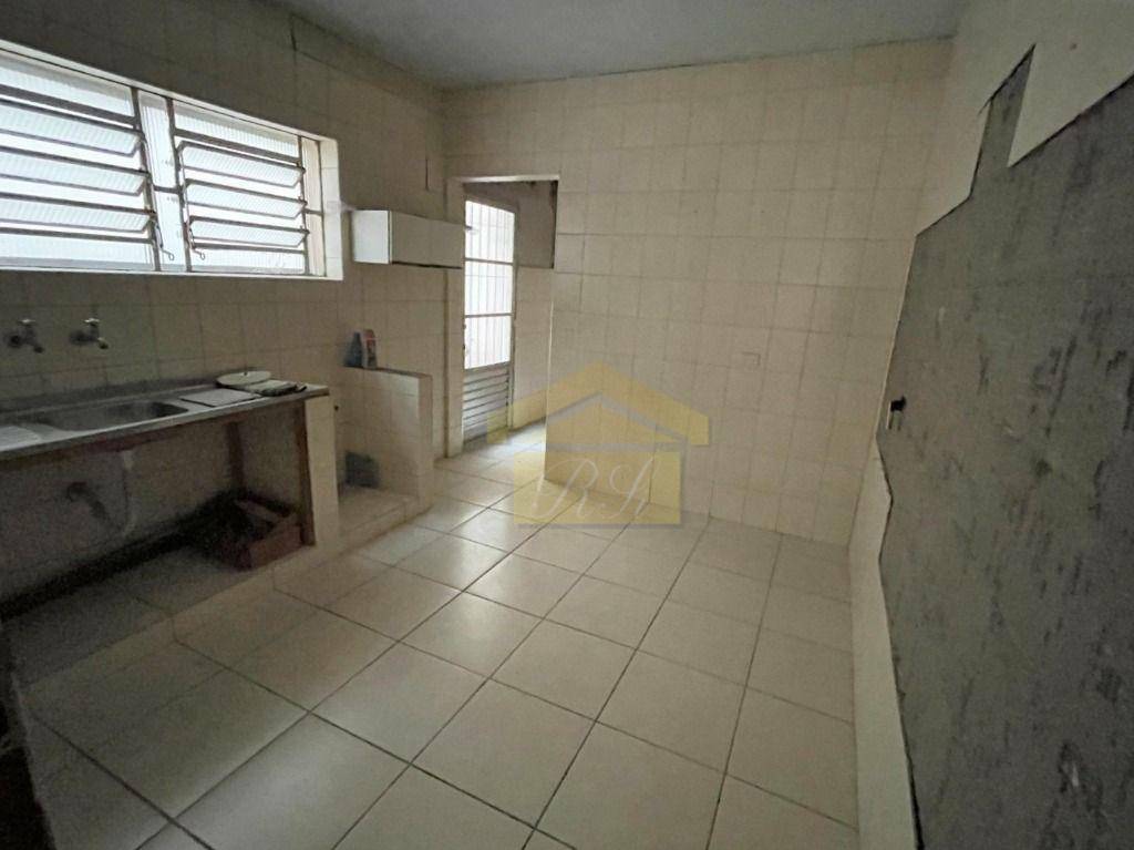 Sobrado à venda com 3 quartos, 160m² - Foto 2