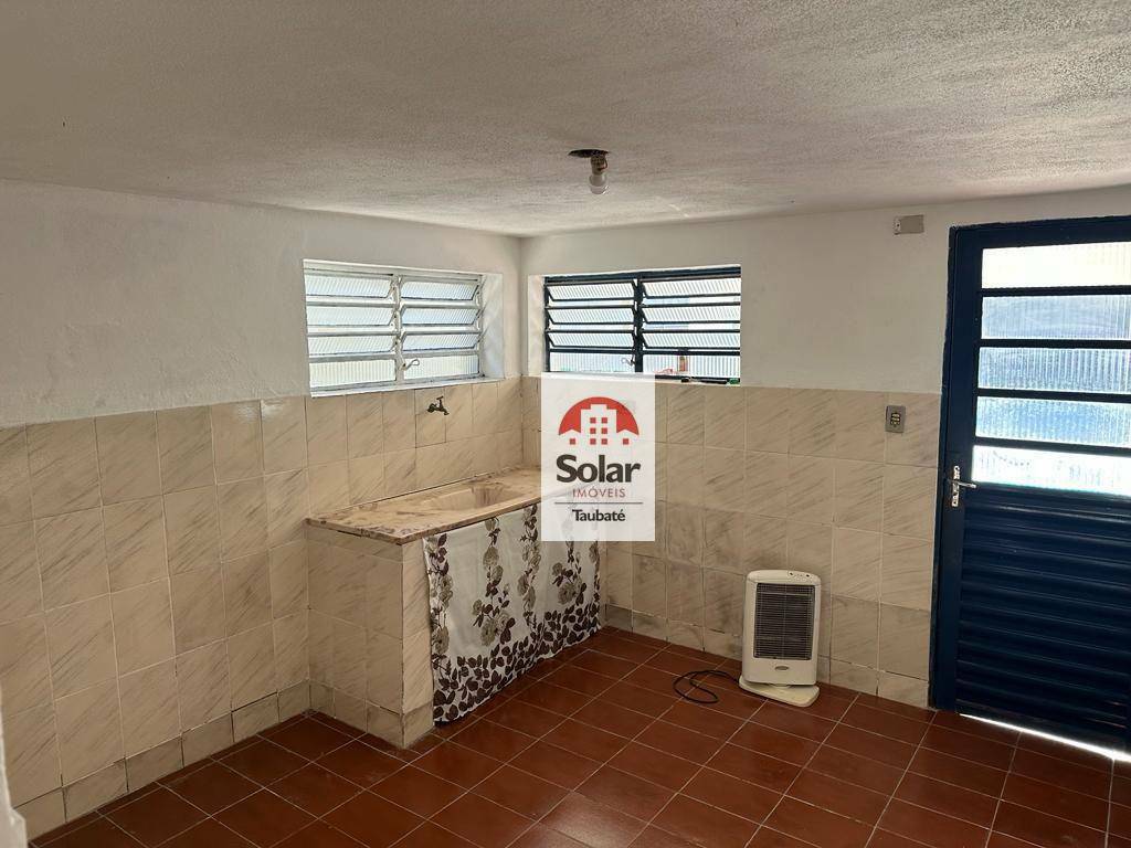 Casa à venda com 3 quartos, 221m² - Foto 8