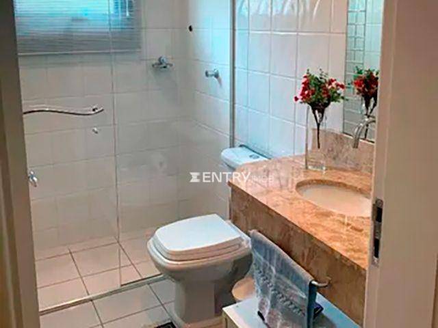 Apartamento à venda com 2 quartos, 75m² - Foto 7