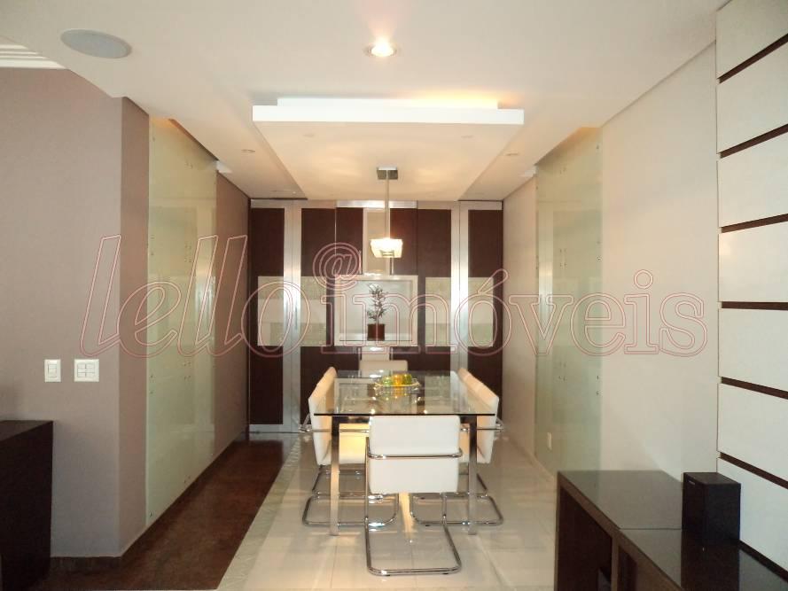 Apartamento à venda com 3 quartos, 223m² - Foto 2