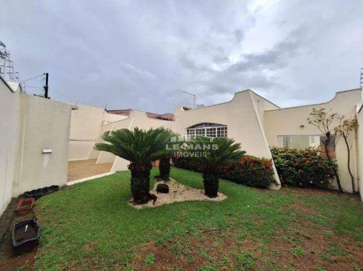 Casa à venda e aluguel com 3 quartos, 175m² - Foto 5