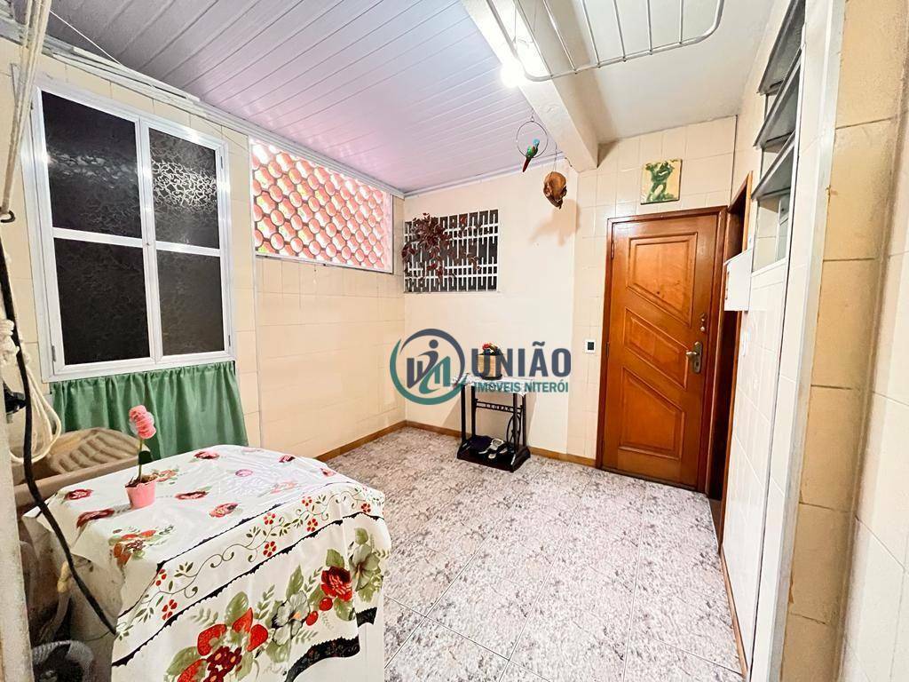 Apartamento à venda com 3 quartos, 100m² - Foto 28