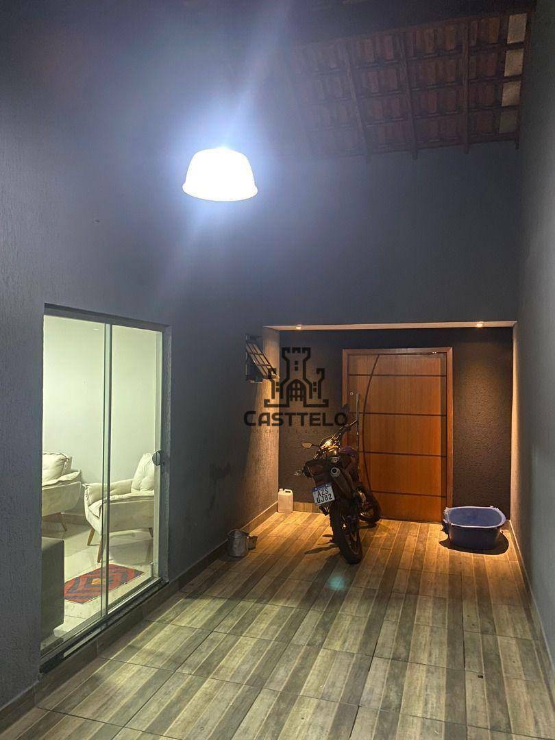 Casa à venda com 3 quartos, 145m² - Foto 3