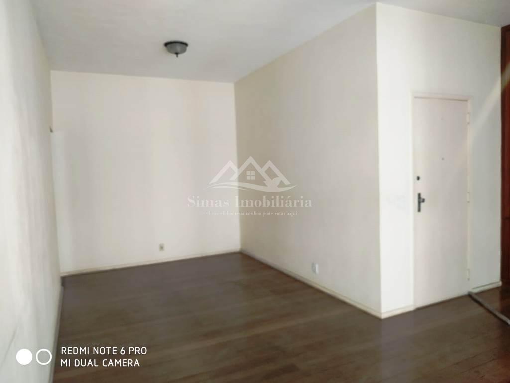 Apartamento para alugar com 3 quartos, 124m² - Foto 2