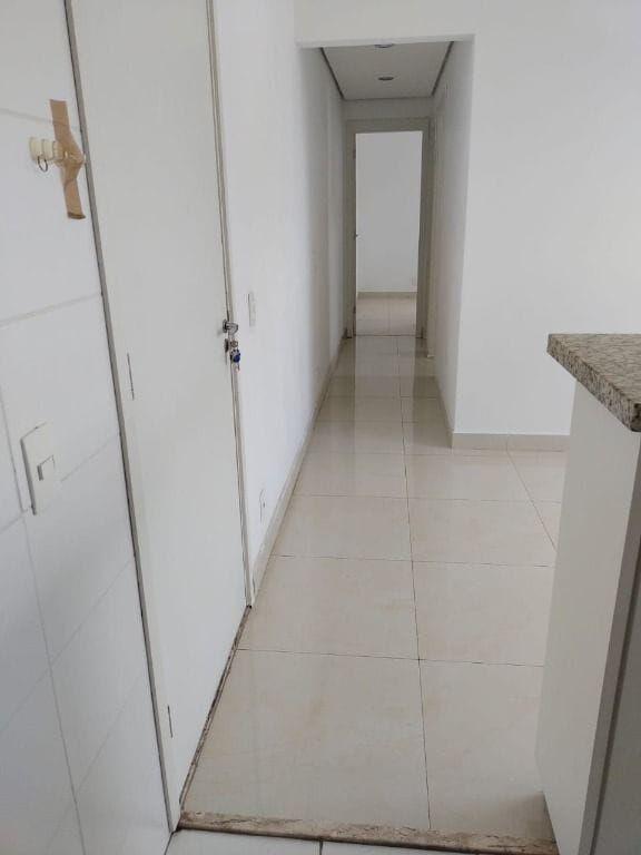 Apartamento à venda com 2 quartos, 45m² - Foto 12