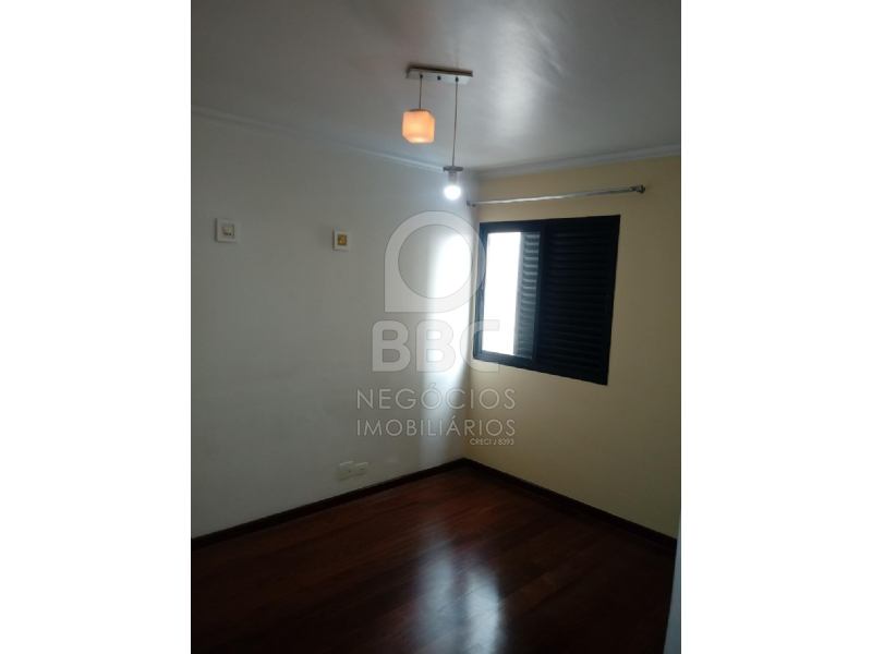 Apartamento à venda com 2 quartos, 70m² - Foto 10